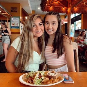 Meet your Posher, Tori